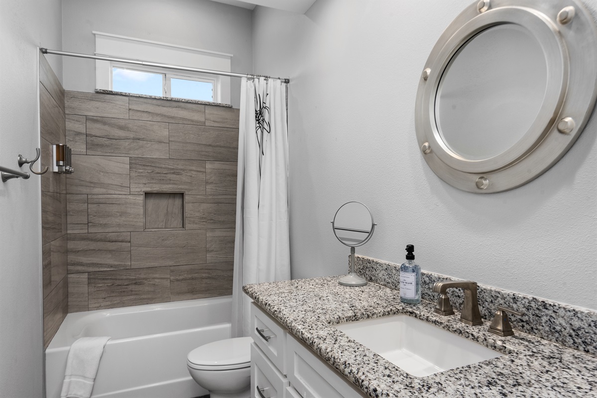 ab1080611d6c4c5aac7b73a2fda9b58b Large | Beachhouse | Texas | TX | Vacation Homes | Galveston | Crystal Beach | Kokomo | Breezy Days | Beachfront Elegance | Sunrise Serenity | Southern Sands Property Management, LLC