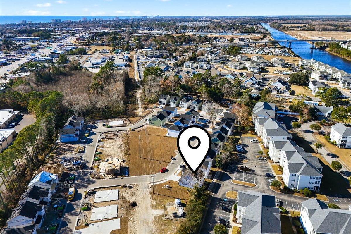 New Construction 4BR house 1.3 miles to the ocean, walking distance to Main Street, eating and shopping!