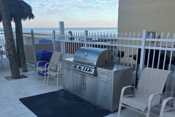 Guest use grill