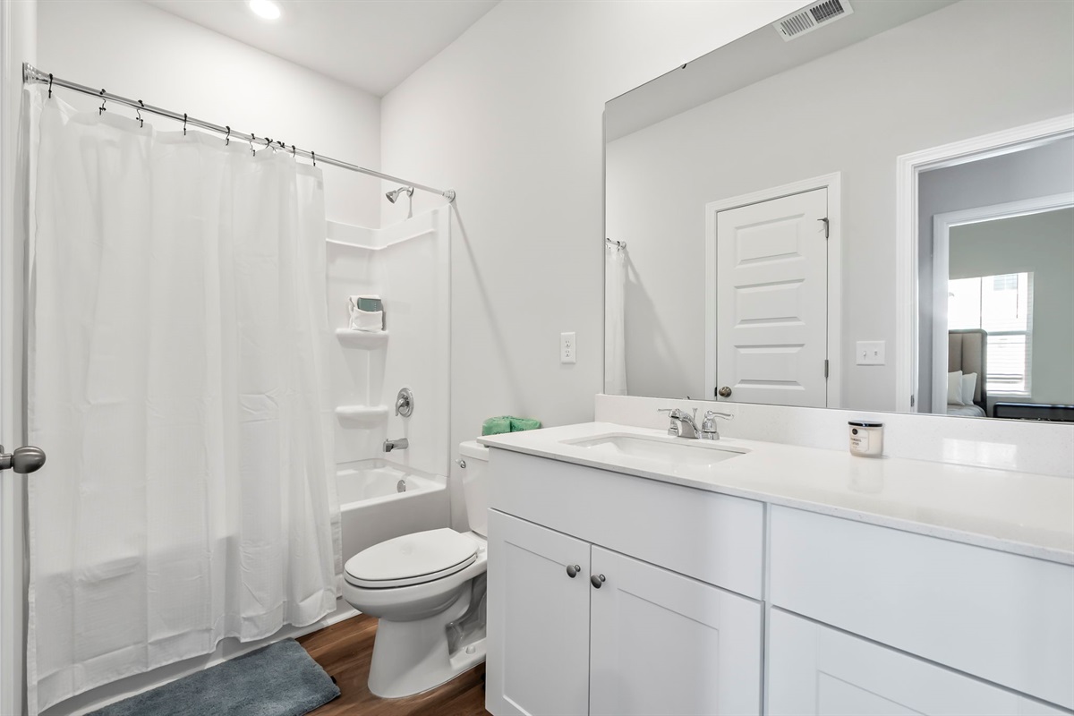 Downstairs full bathroom