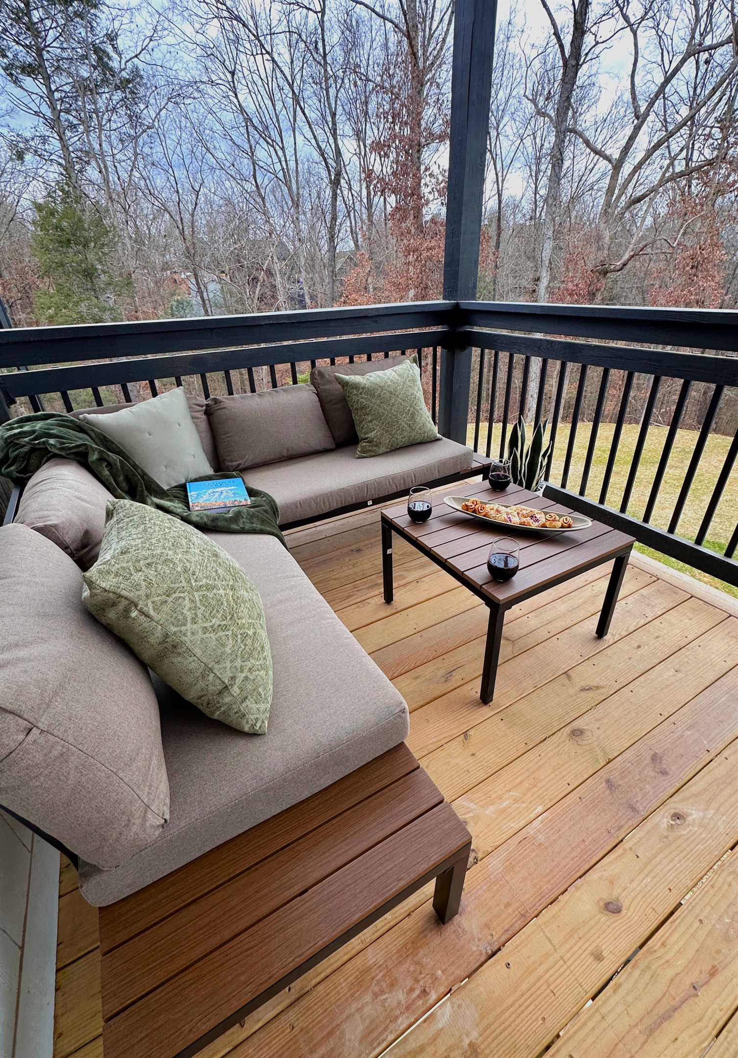 Floor 2 - Main Floor: Deck-off Kitchen
