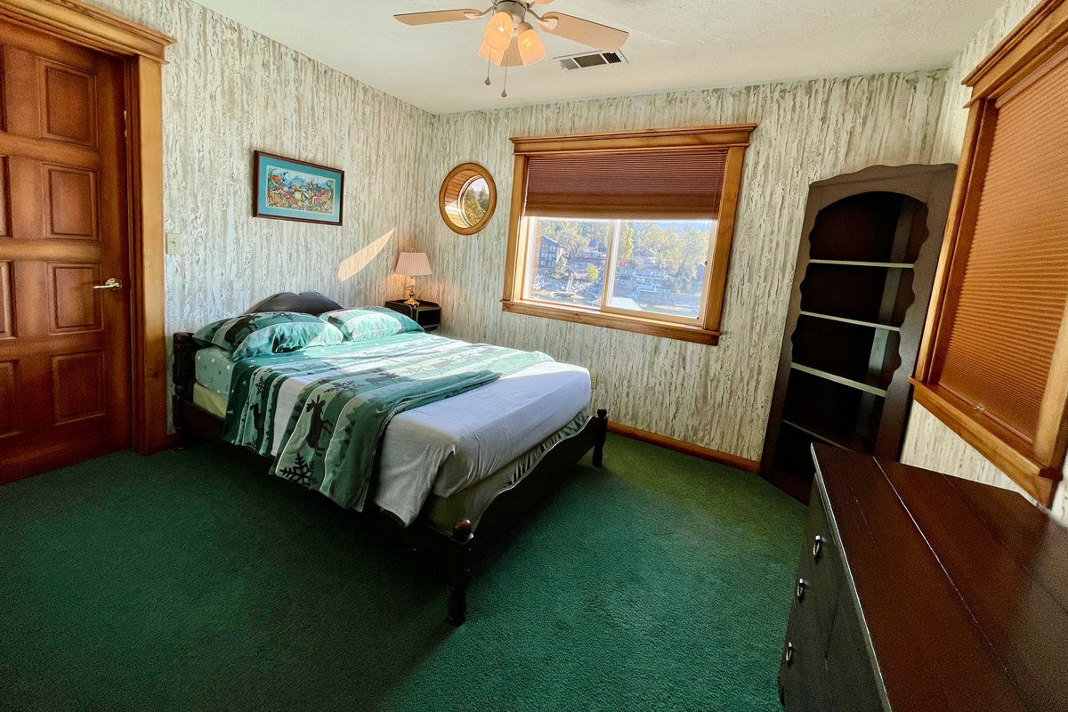 Upstairs Bedroom 2