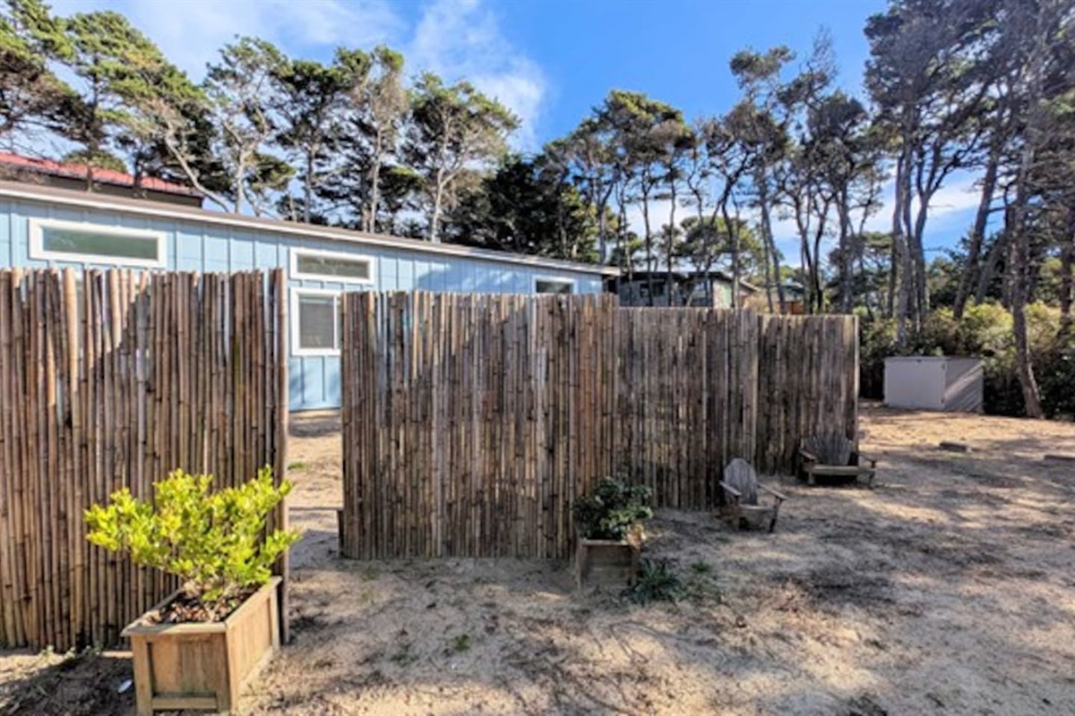 Salt Water Bungalow on same lot on other side of privacy screen
