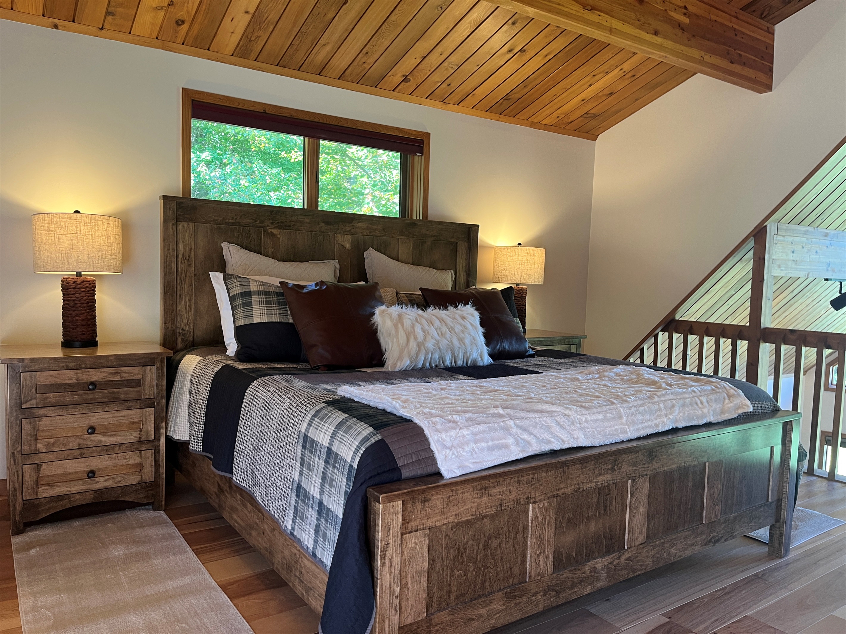 2nd floor King bed with ensuite bath