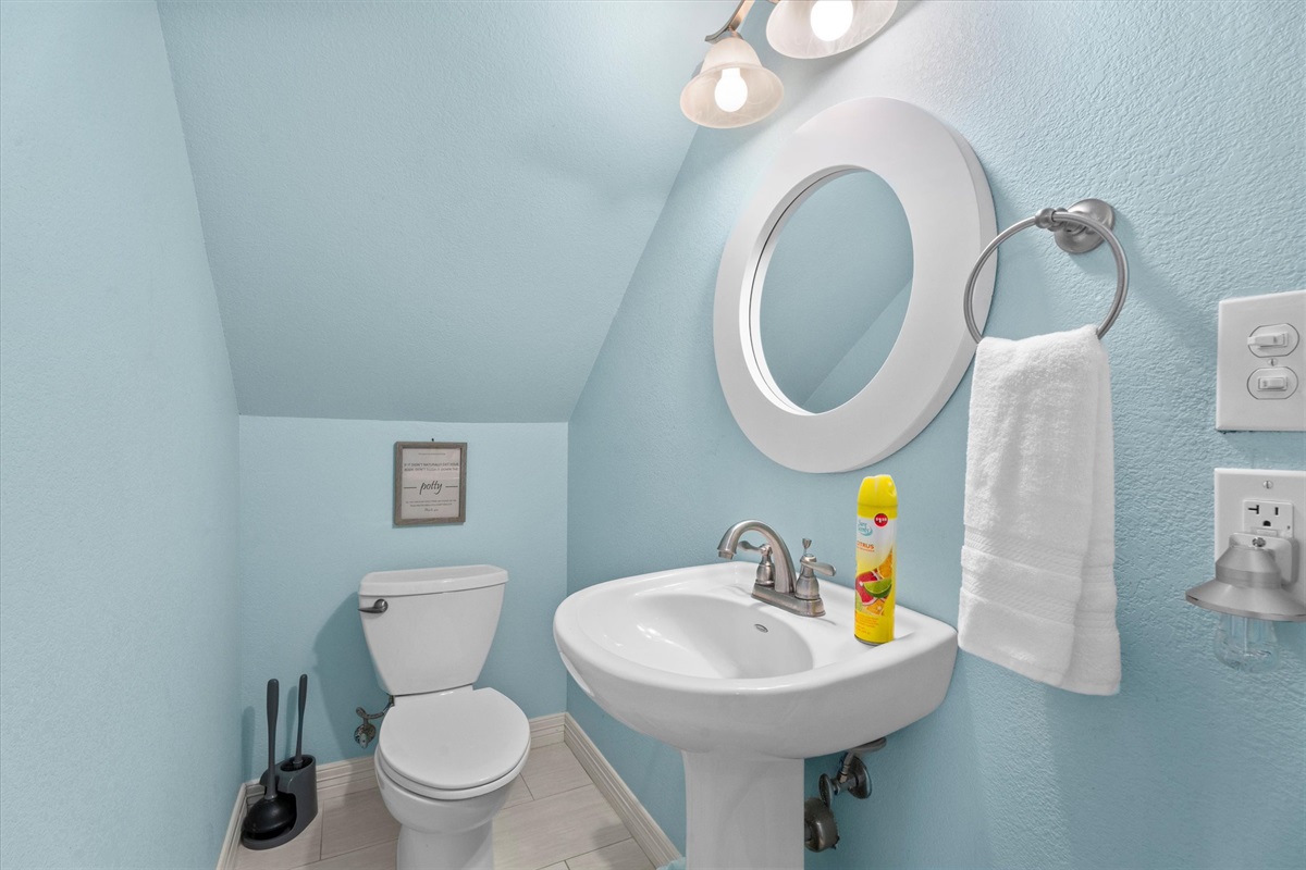 ab6bafa3ddcc478cb869d227d8a59976 Large | Beachhouse | Texas | TX | Vacation Homes | Galveston | Crystal Beach | Kokomo | Breezy Days | Beachfront Elegance | Sunrise Serenity | Southern Sands Property Management, LLC