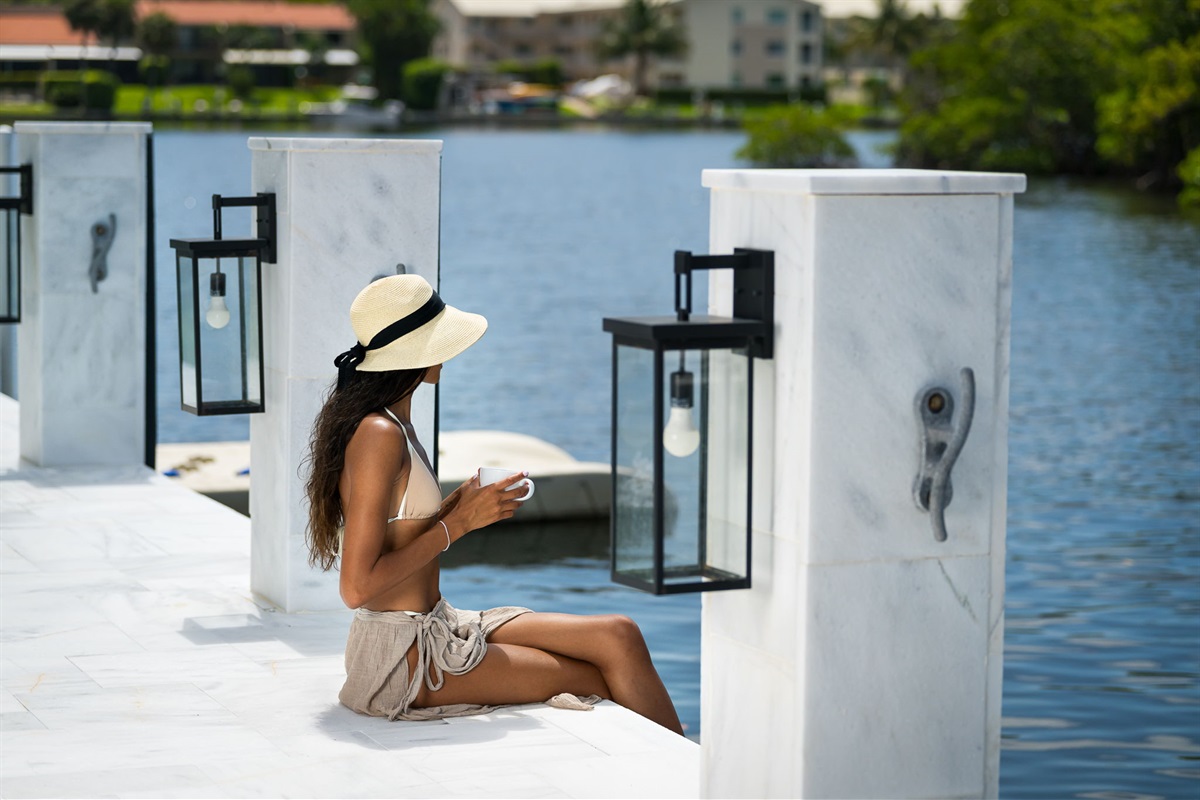 Start your mornings with a warm cup of coffee and a good book, all while soaking in the peaceful surroundings.