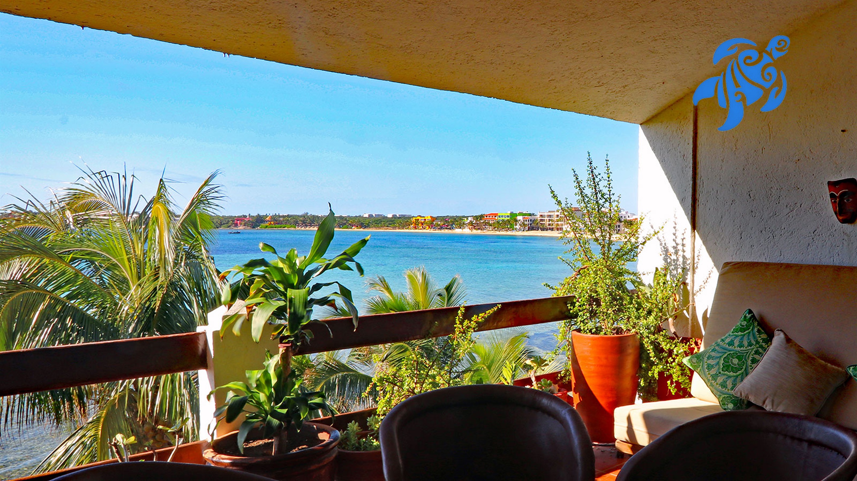 Penthouse 280 Views/Outdoor Living/Pool/Gardens 2