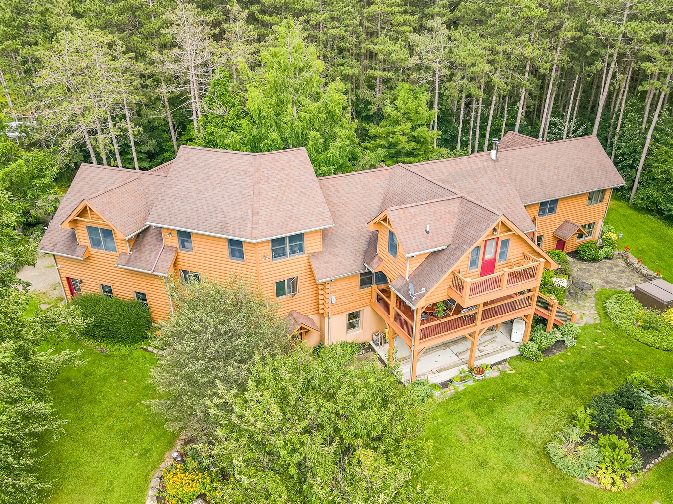 Beautiful custom-built home with expansive outdoor living space, perfect for entertaining or enjoying quiet evenings.