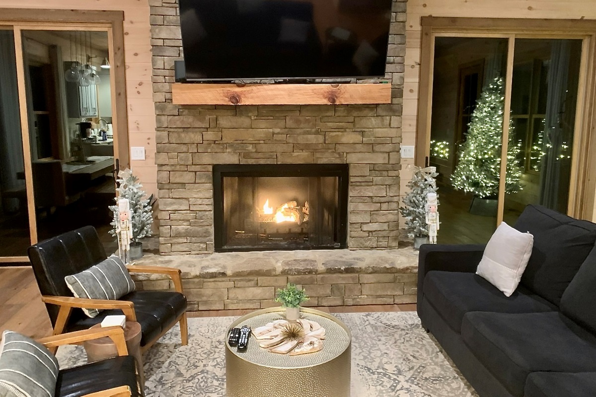 Fireplace warmth, cabin charm, and the coziest winter vibes 🔥 Settle in and make yourself at home.