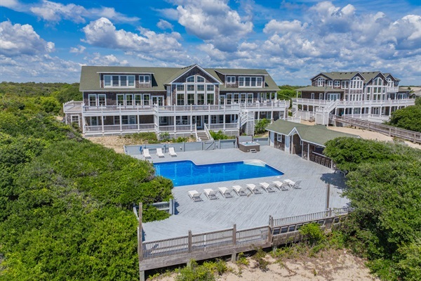 Mark Twain- The perfect blend of comfort and cool, right outside your door.