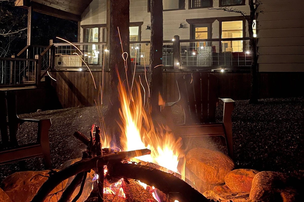 Beautiful evening at the cabin with a campfire and full moon to wrap up the day!