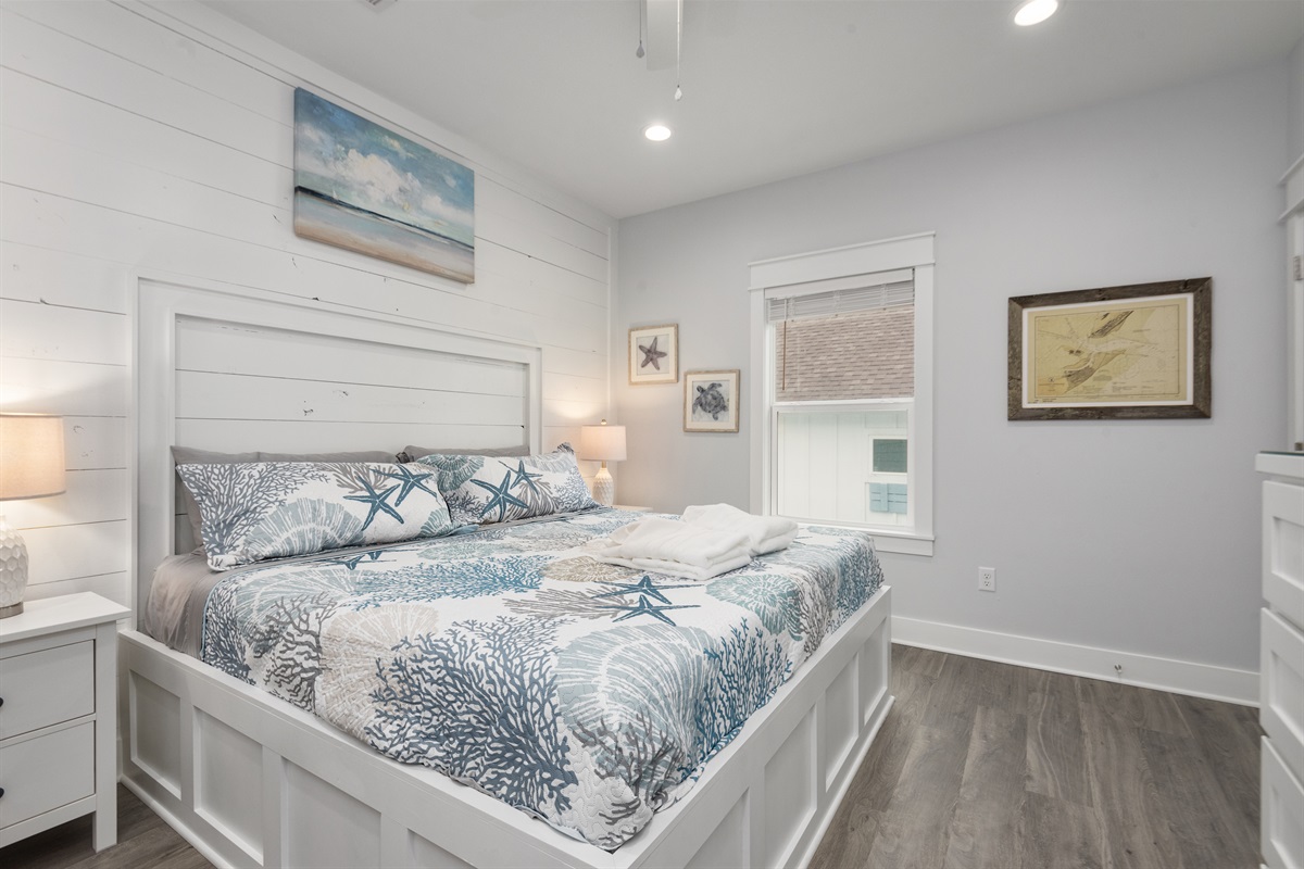 abb5e05d2bbb4561a885d9781b445dc0 Large | Beachhouse | Texas | TX | Vacation Homes | Galveston | Crystal Beach | Kokomo | Breezy Days | Beachfront Elegance | Sunrise Serenity | Southern Sands Property Management, LLC