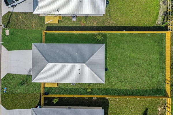 The entire back yard has a fence which makes this a great place to travel with your pets.  Our pet fee is more cost efficient than boarding your pets - so why not travel with them and bring that extra joy to your vacation!