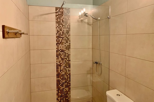 Guest House Bathroom