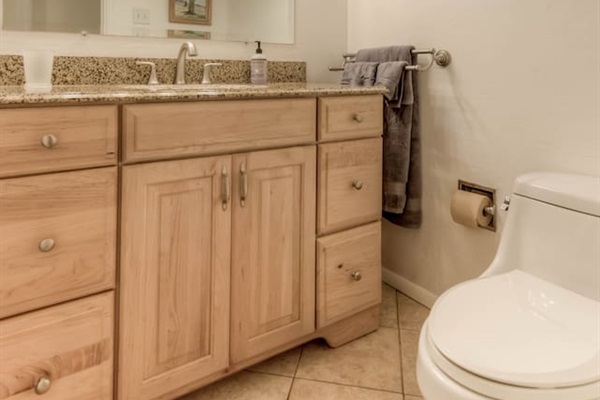2nd bathroom