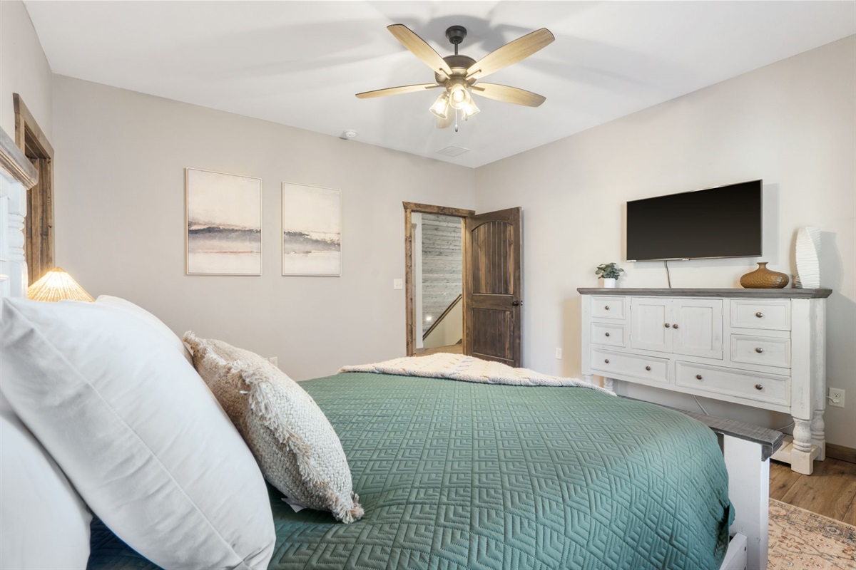 Upper level Queen bed #1 w/ ensuite bath