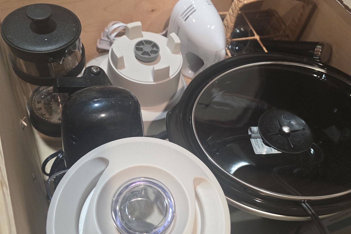 Blender, Crock Pot, Mixer, French Press