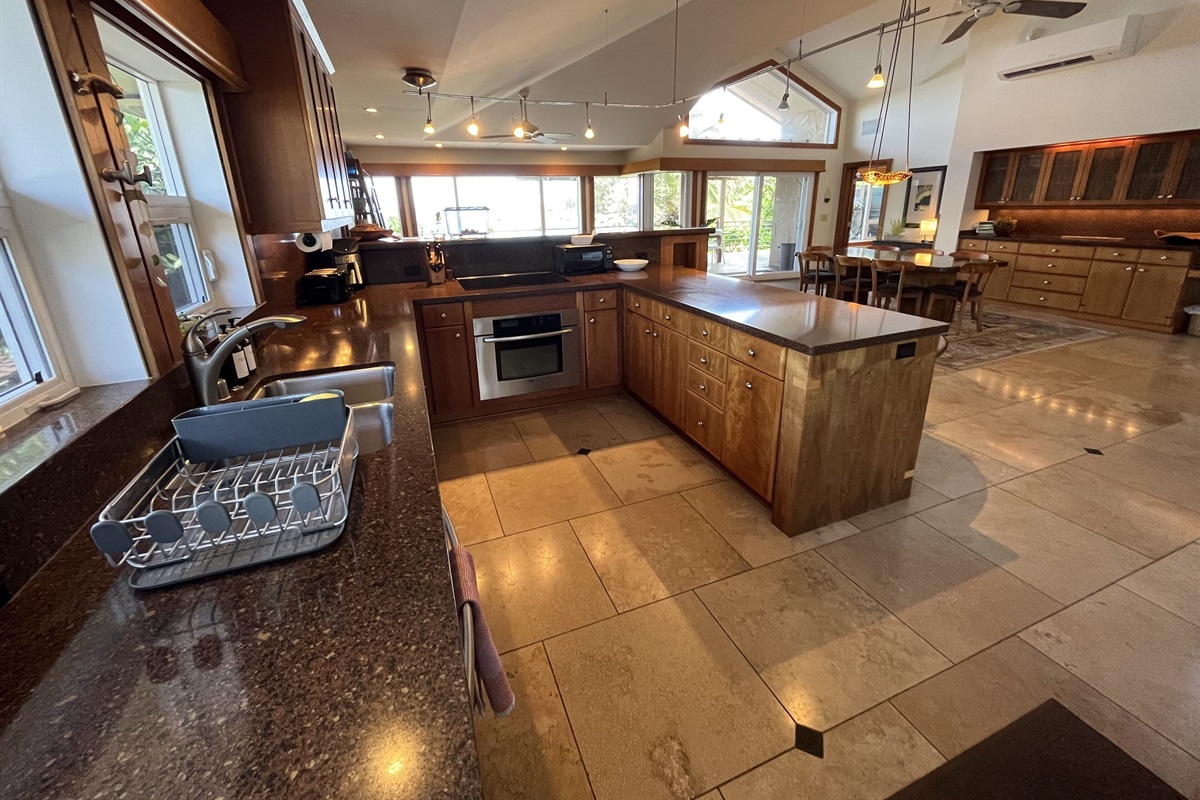 Gourmet Kitchen 