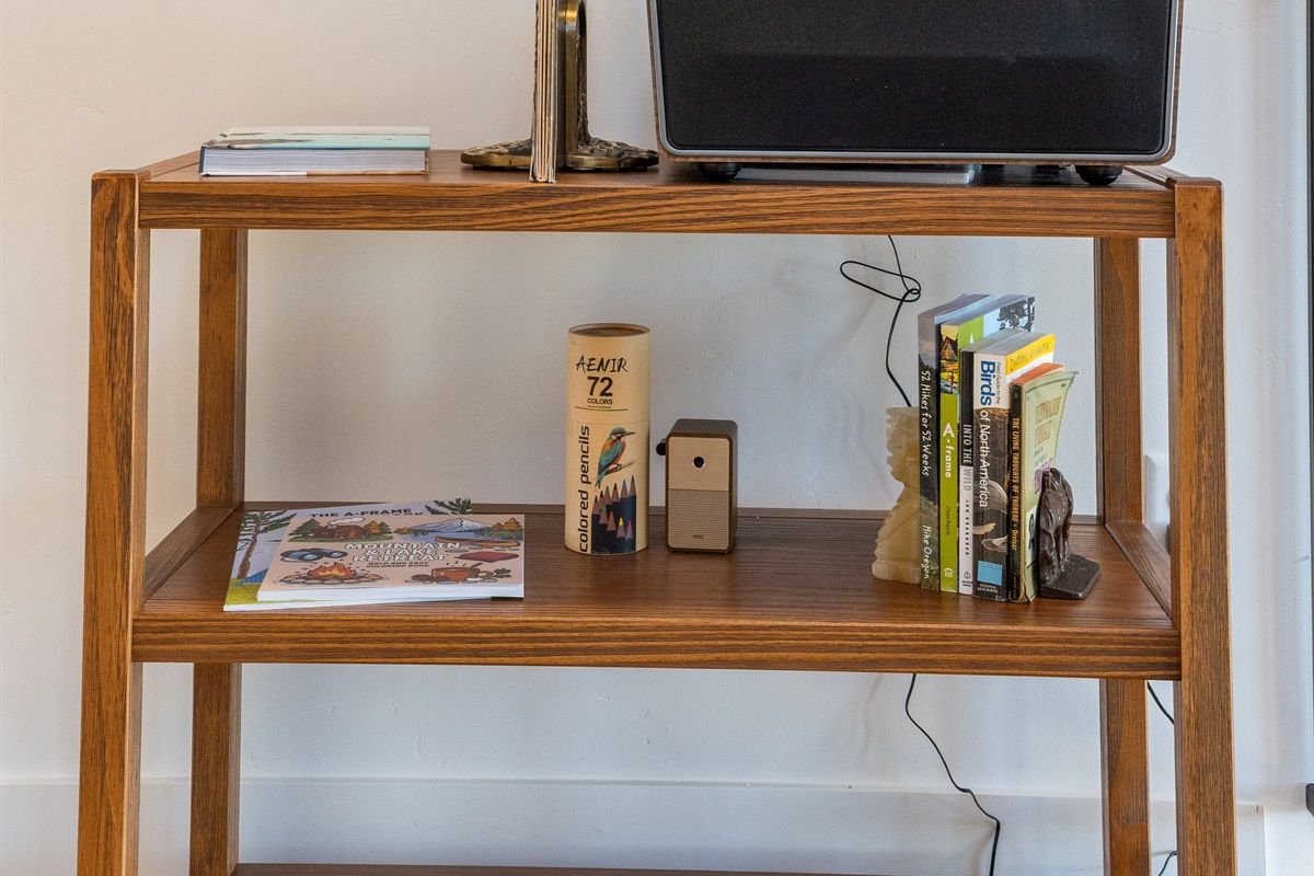 Chill Relaxing Amenities Throughout Cabin