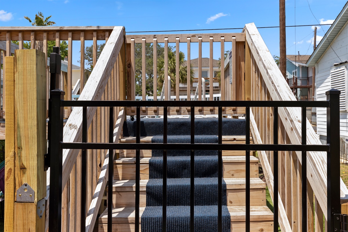 Pool Gate