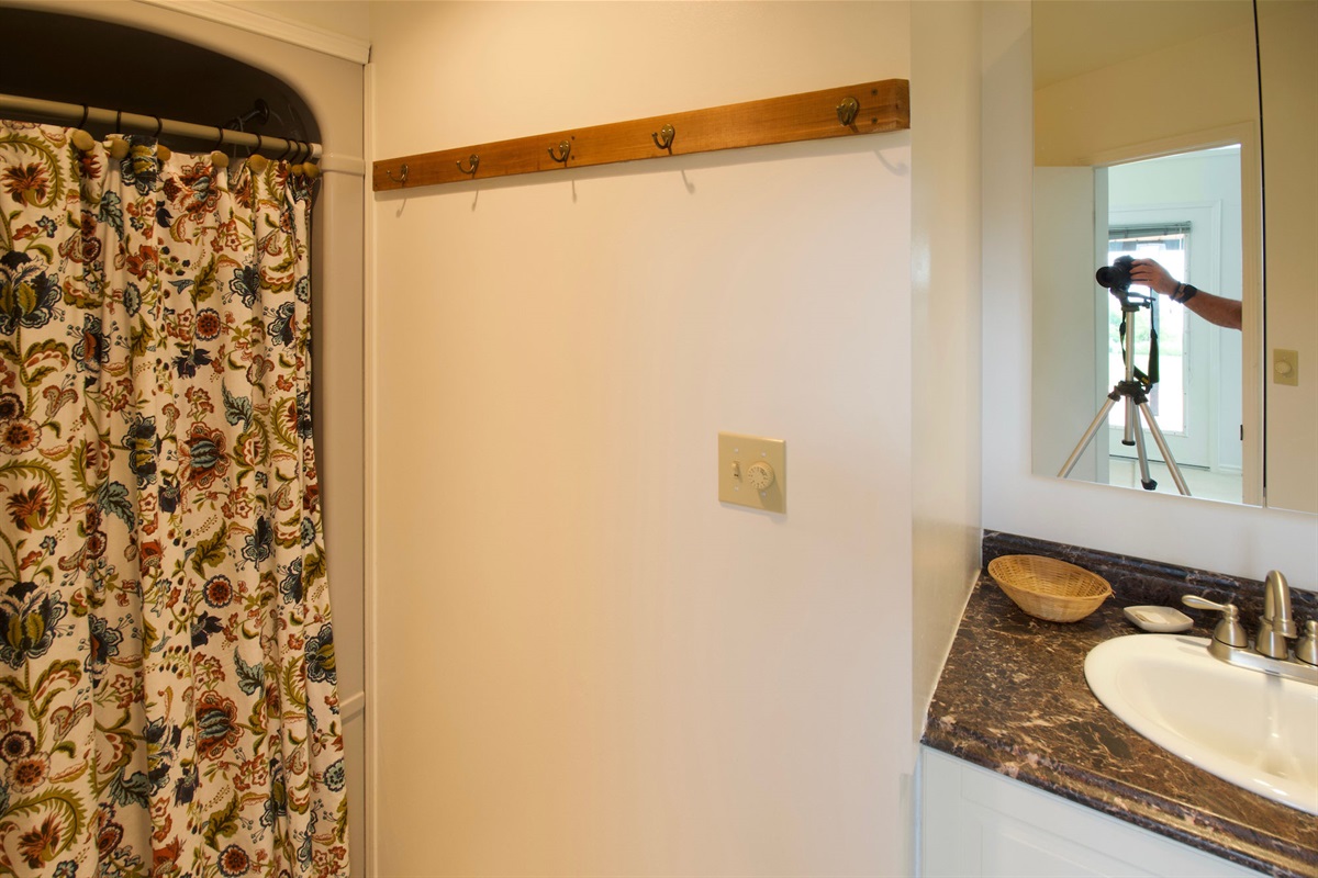 ac020e83da0442f1aa4cbc6d43a6e806 Large