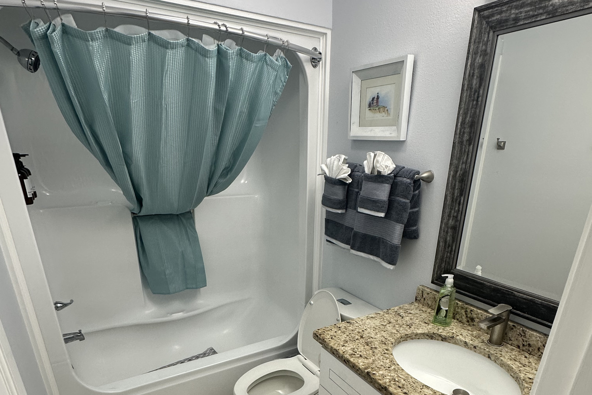 Bathroom 2 