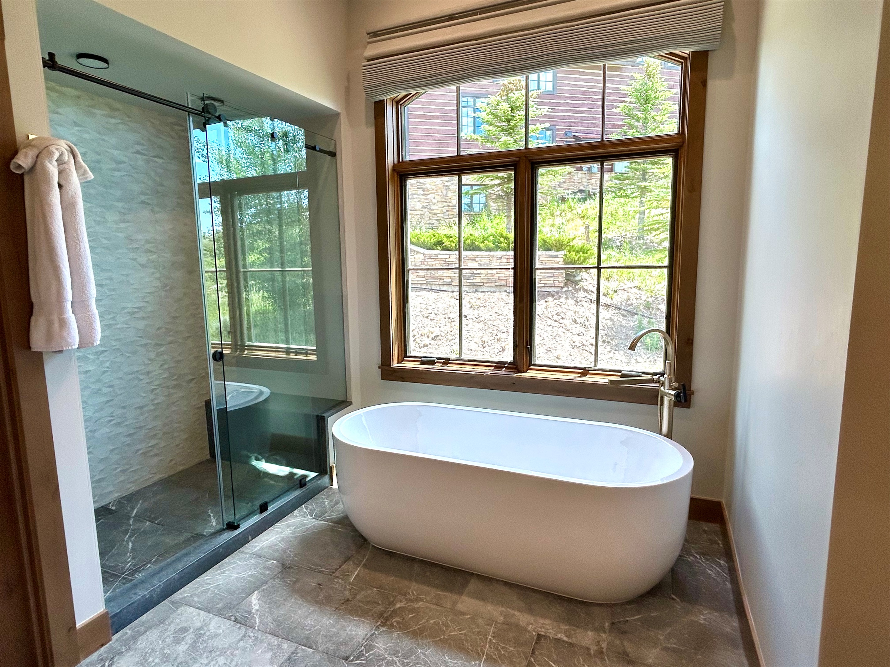 3rd Floor Primary Bathroom/ Stand up Shower and Standing Tub
