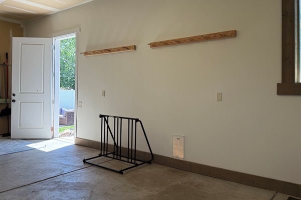 Bringing your bikes along? We have the storage space you need!