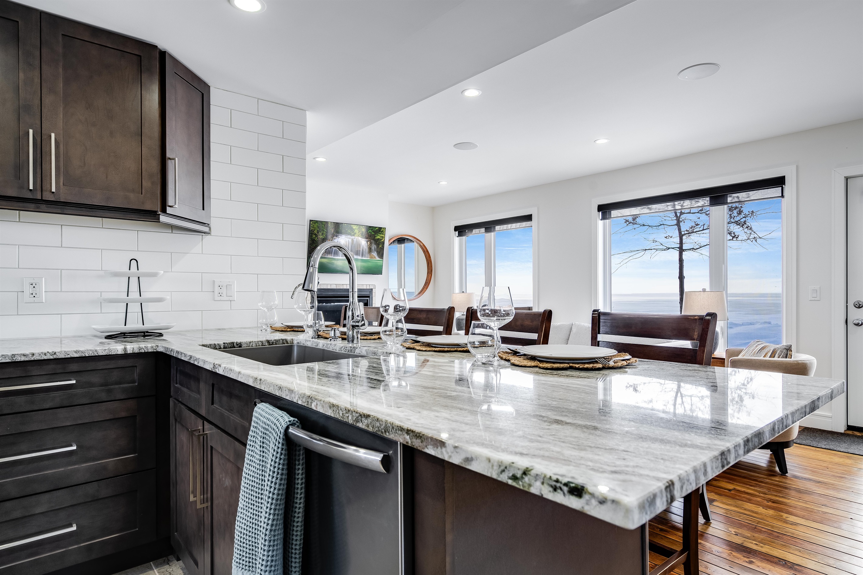 A kitchen that feels both modern and inviting.