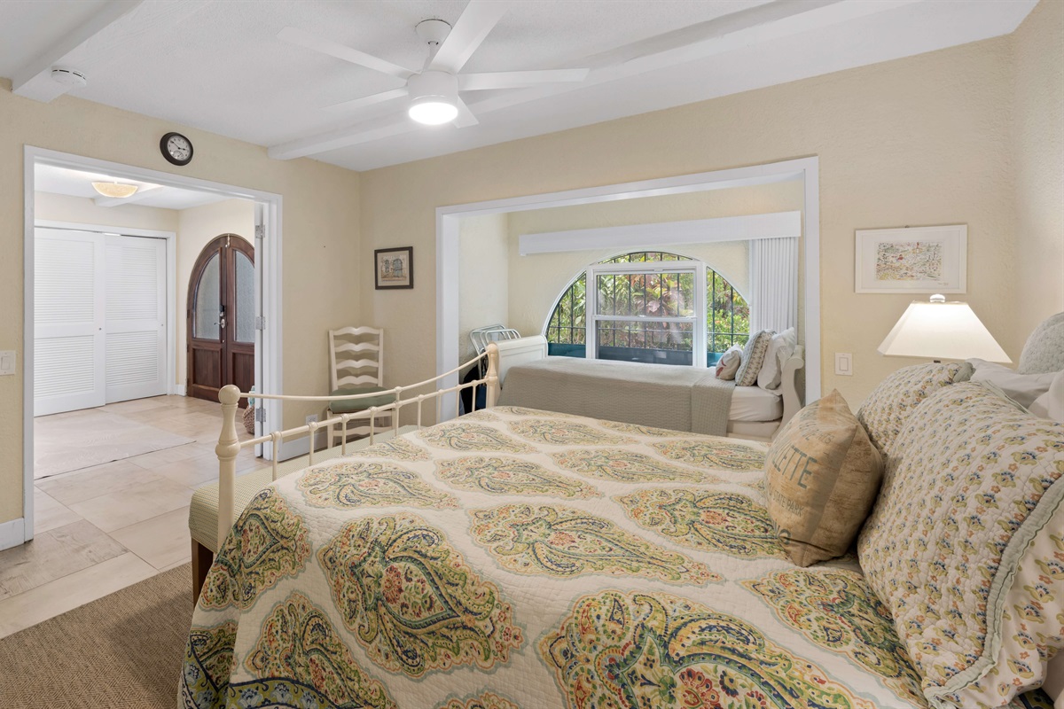 Comfortable bedroom with plenty of room to spread out!