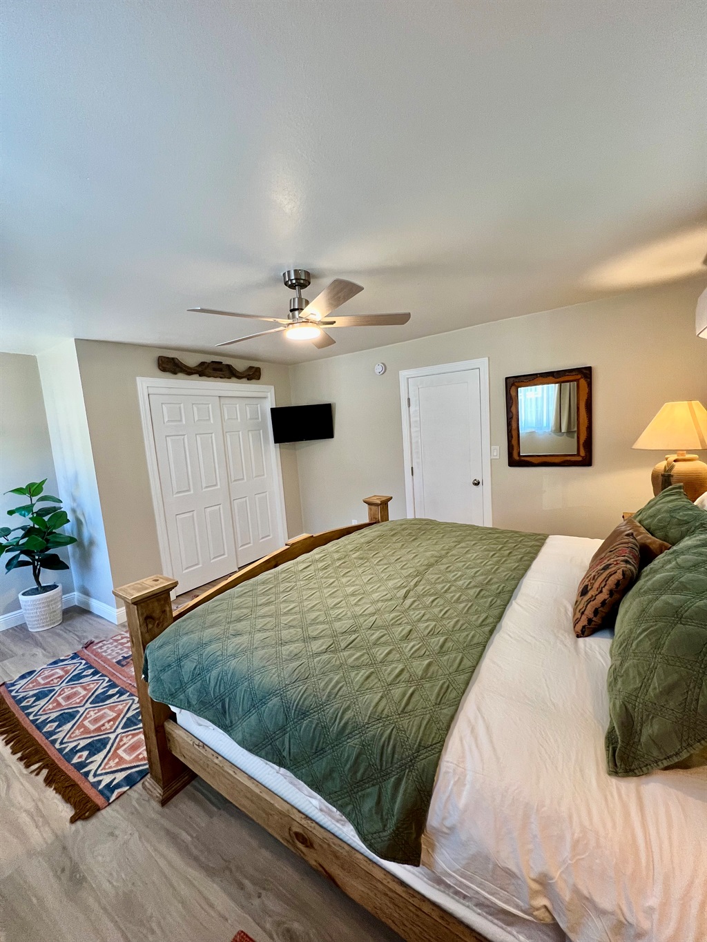 Soak in the natural light, or pull the room-darkening shades for a deep sleep. Your comfort is guaranteed with the dedicated A/C unit.