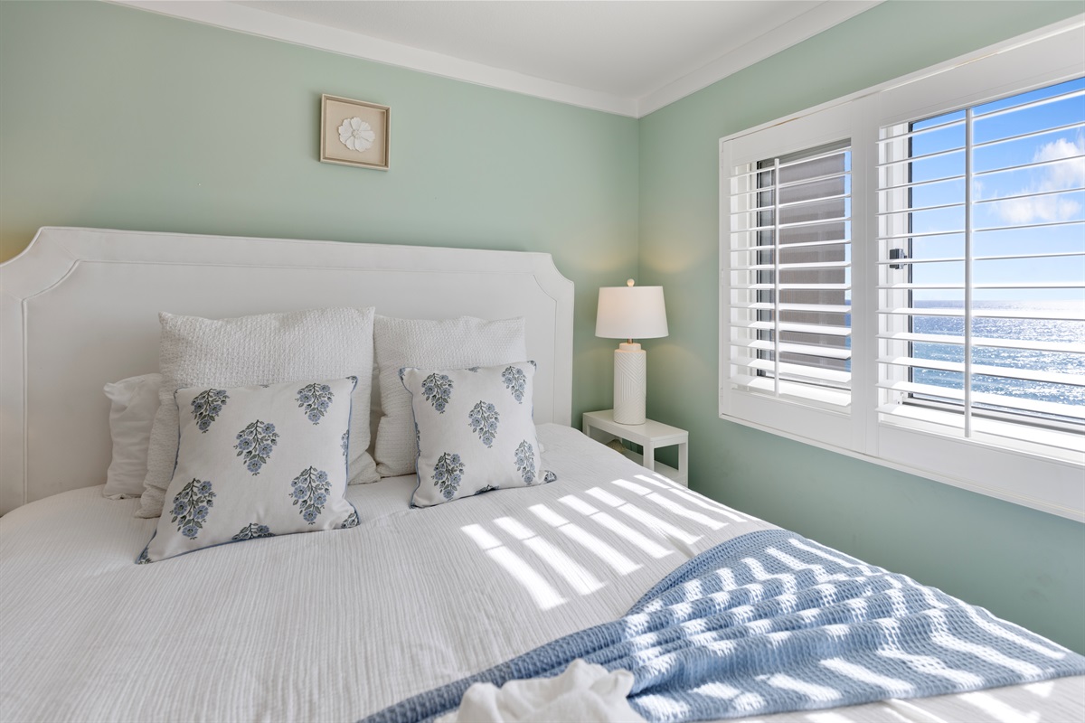 Gulf-Front Master Bedroom