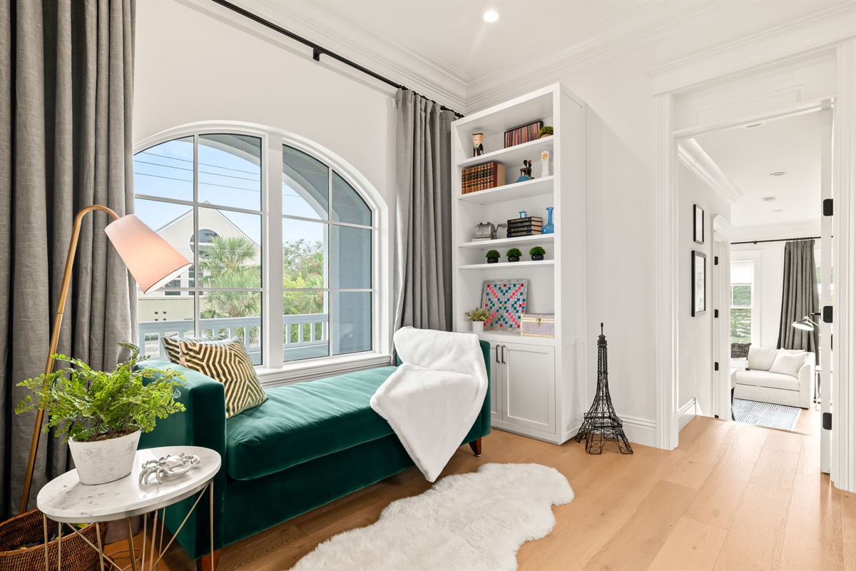 Private entrance to your King suite