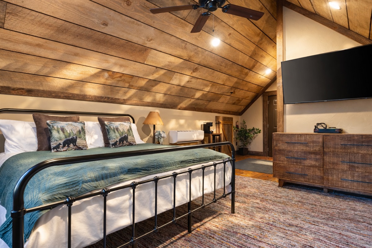 The loft offers a bedroom where you will experience solitude in a way like never before.