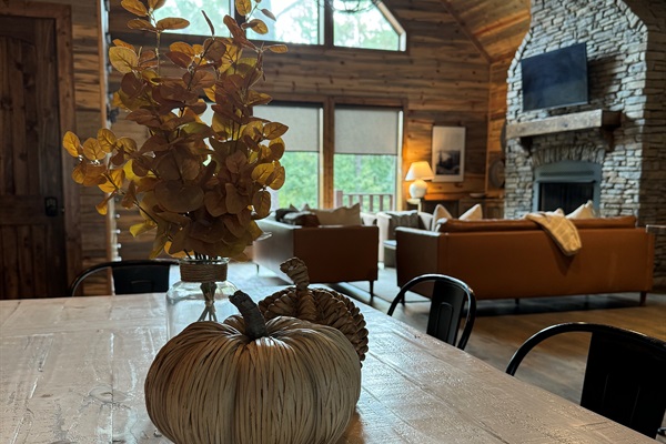 Cozy gathering area in the heart of Hochatown