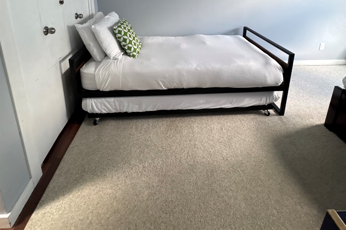 Twin bed with twin trundle