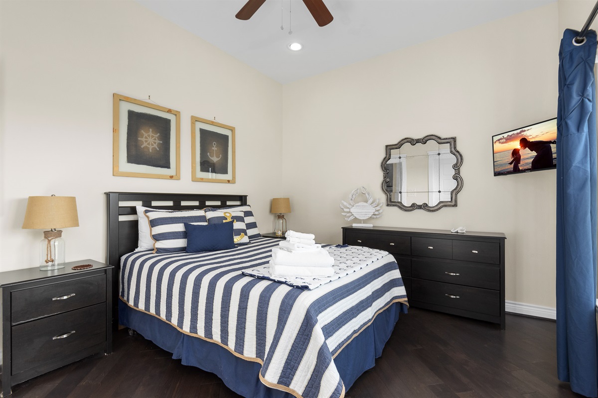 ac7b11e8dba44bdeb5afa571e0b69002 Large | Beachhouse | Texas | TX | Vacation Homes | Galveston | Crystal Beach | Kokomo | Breezy Days | Beachfront Elegance | Sunrise Serenity | Southern Sands Property Management, LLC