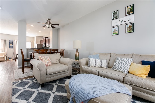 Golden Dome Getaway<>Townhome 1.5 mi To ND, photo 6