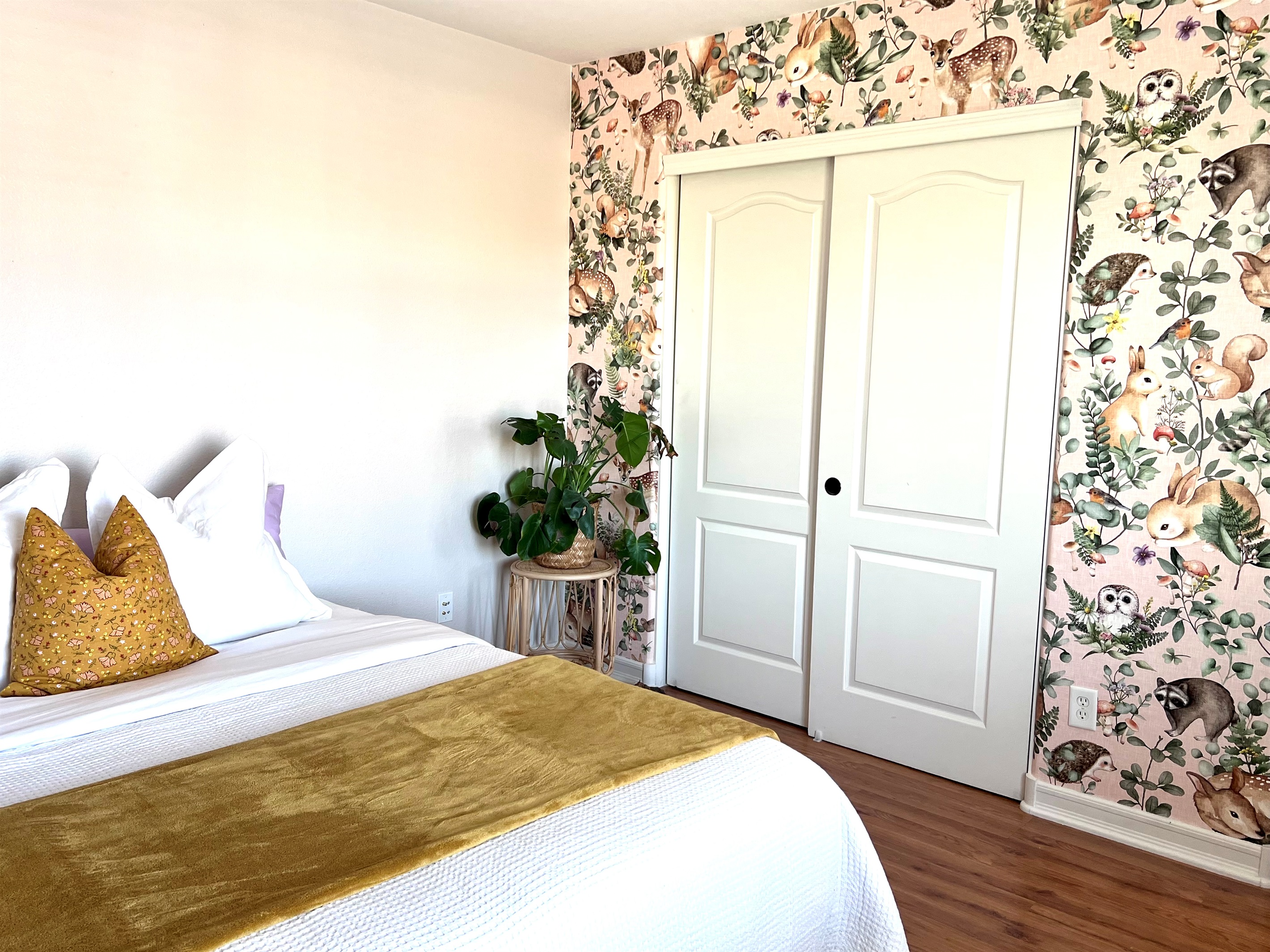 Queen | Decor & Finishes subject to change