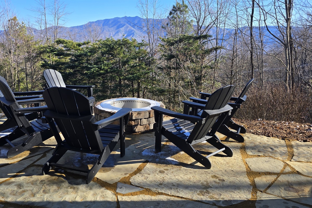 Scenic backyard setting with Breeo firepit