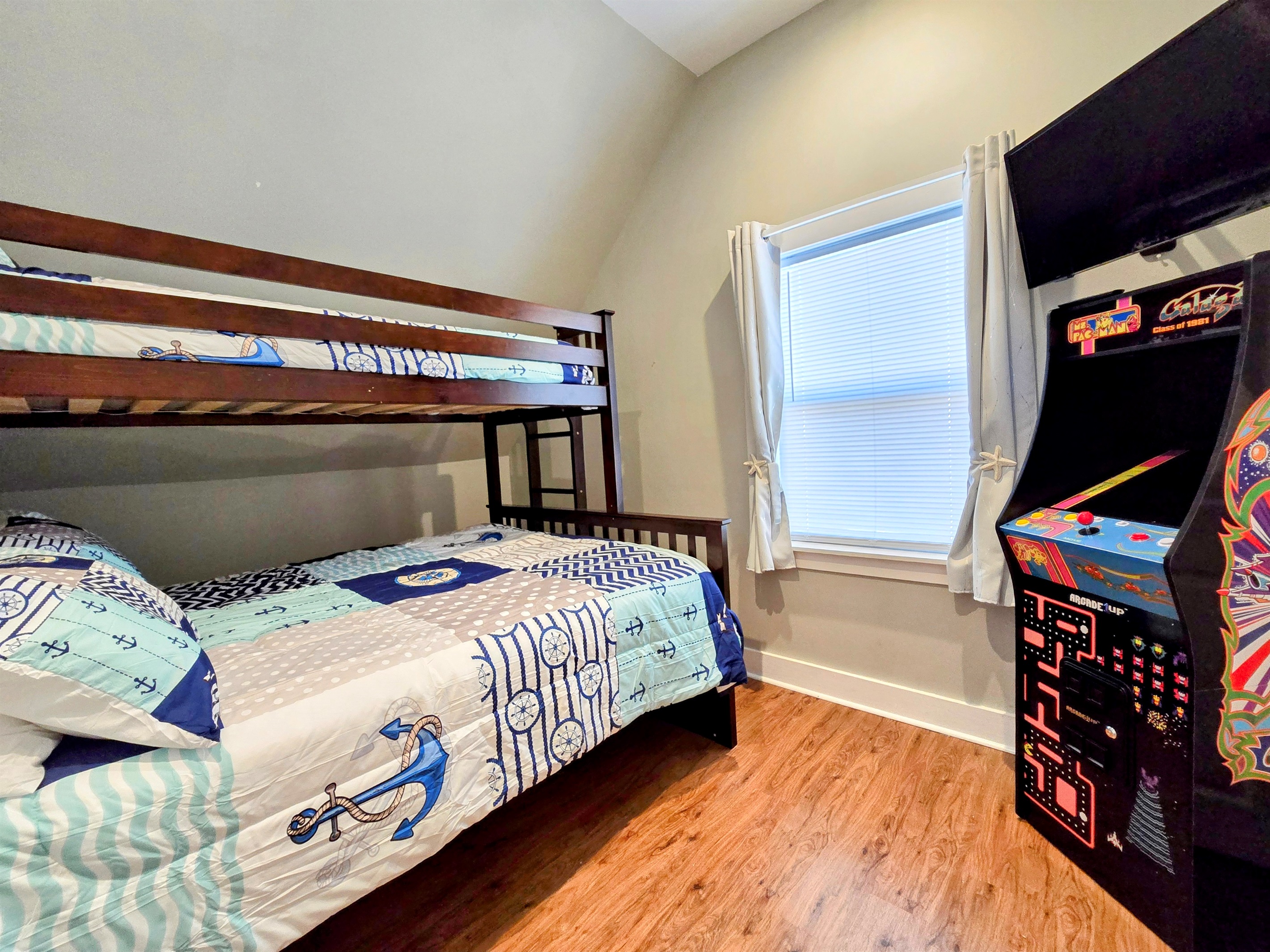Bunk Room 2nd Floor