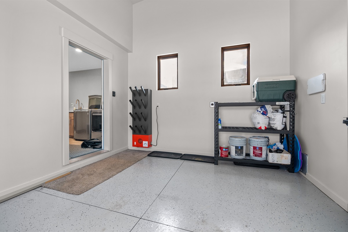 Additional garage space for convenience