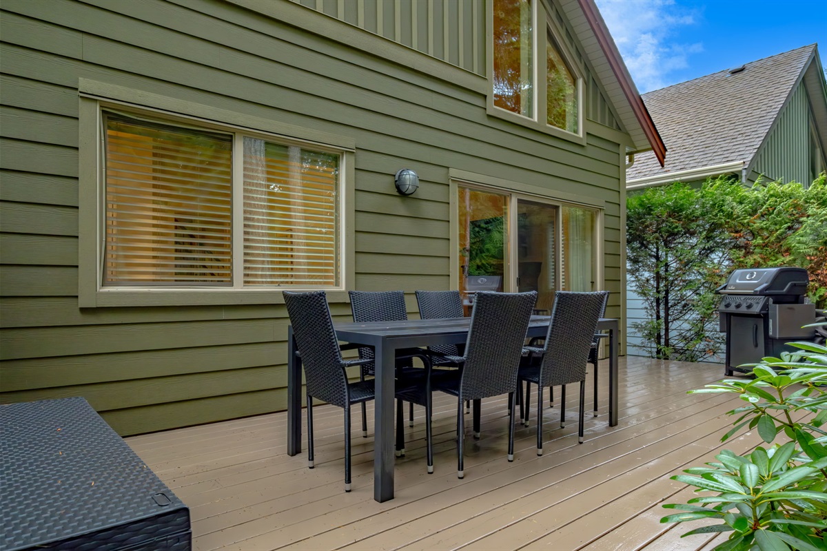 Private backdeck for relaxed evenings