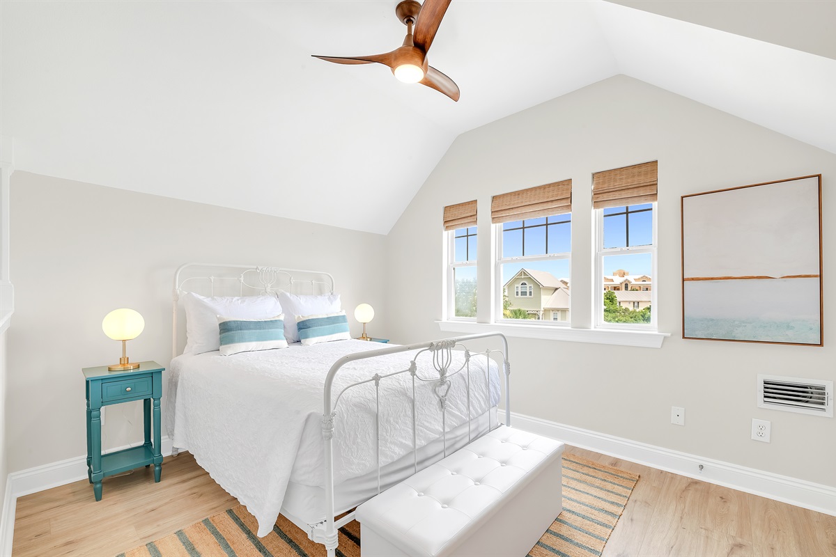 Crows Nest Bedroom 5 (Full)
