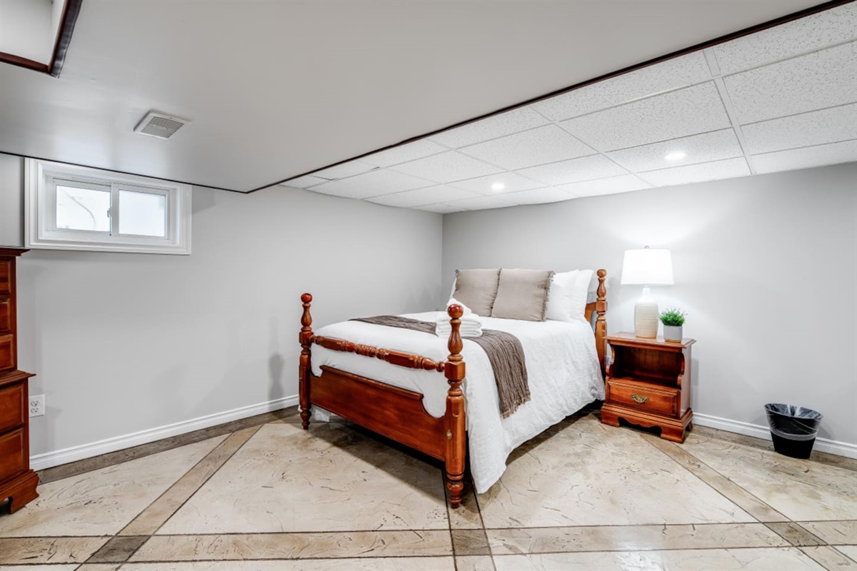 Lower Level Double/Twin Room