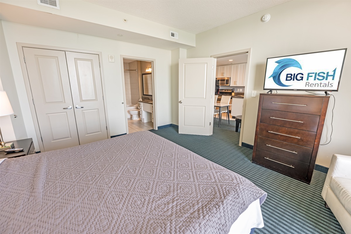 Beautiful Bedroom with Amazing Views 🌊☀️