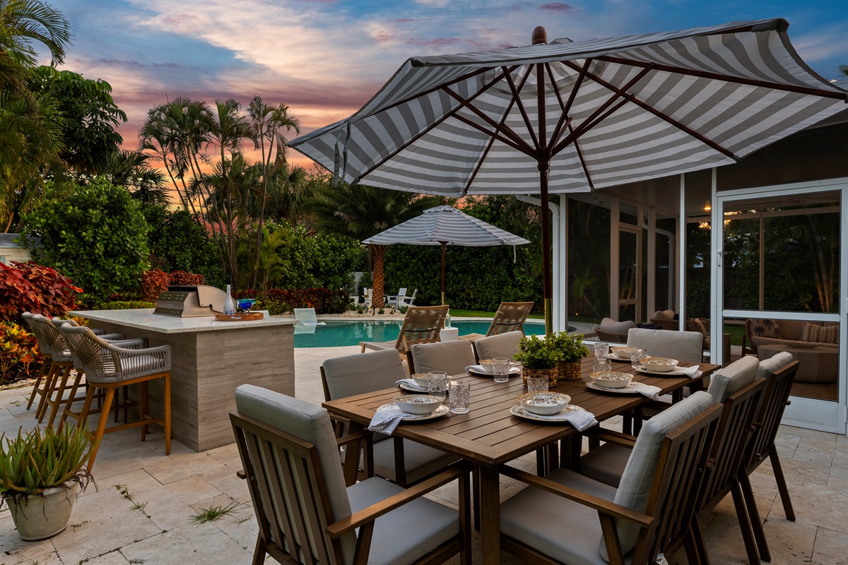 Dine under the palms and toast to unforgettable sunset evenings.