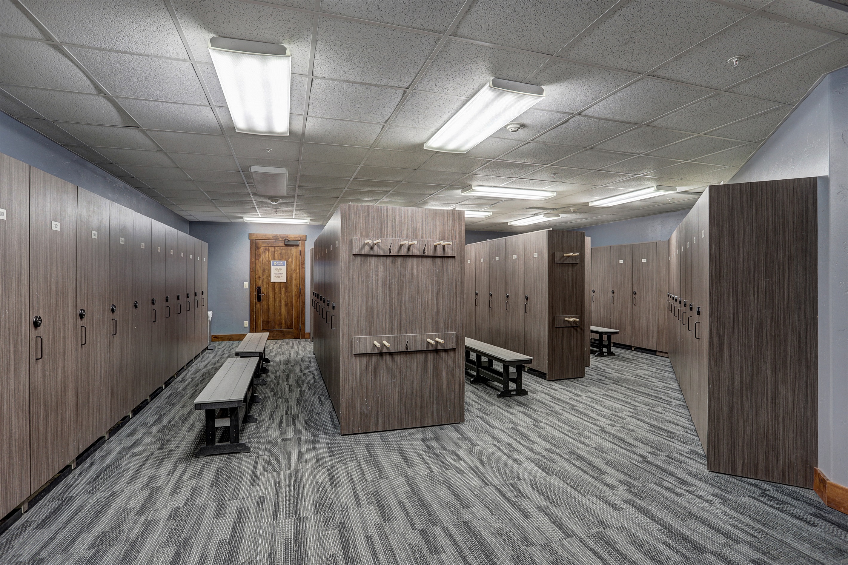 Ski Lockers