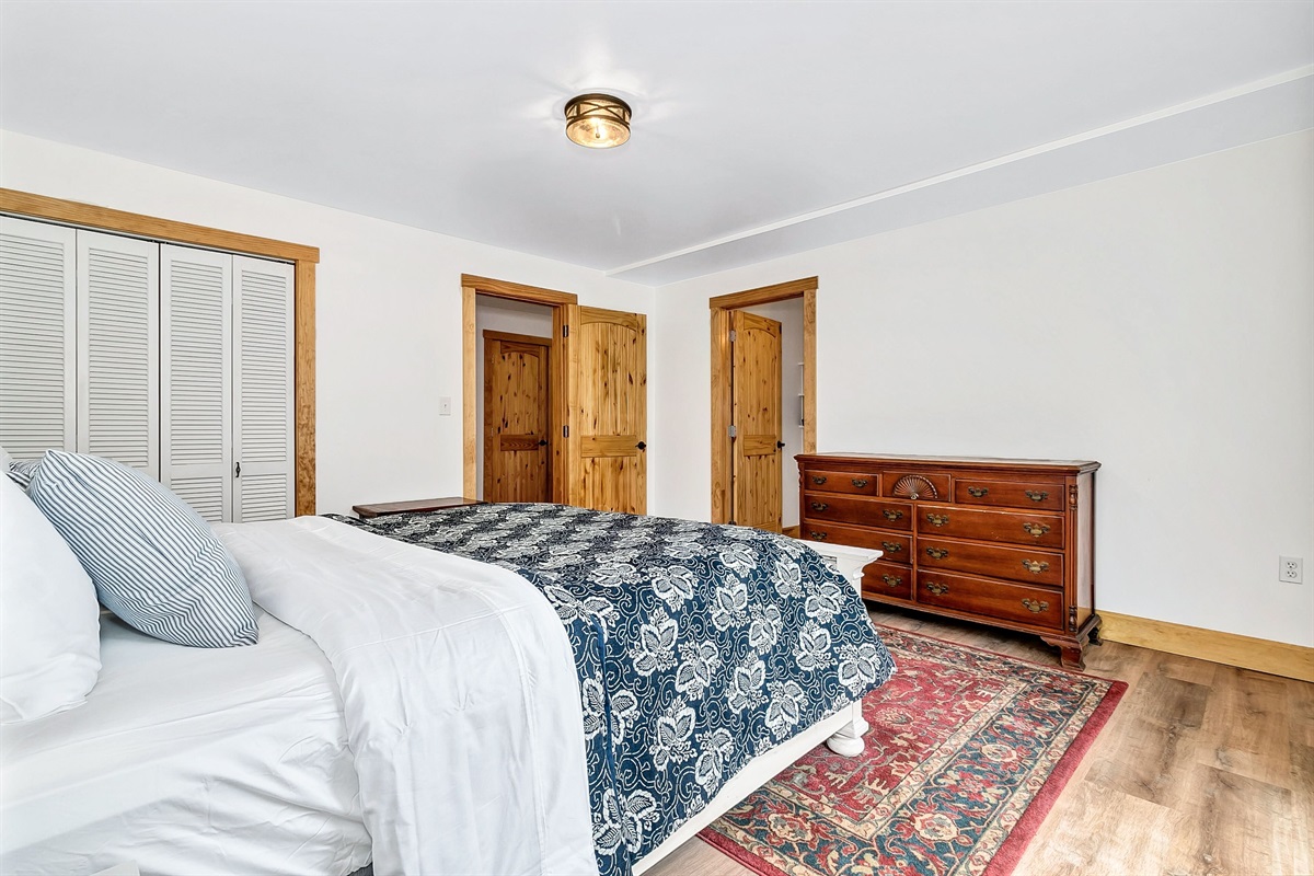 Third Bedroom - Queen - downstairs