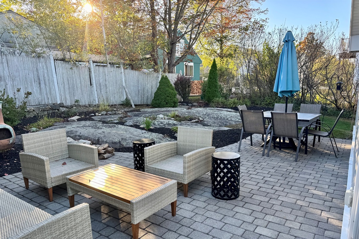 Look at this outdoor space!